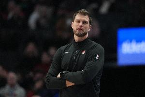 拓媒：斯普利特的执教未达预期 他和克罗宁可能下赛季都得走人