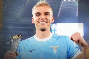 攻入唯一进球！伊萨克森当选拉齐奥vs米兰全场最佳球员