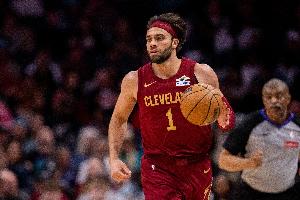 斯特鲁斯：我这场表现得还不够好 我原本没想到会缺席这么久