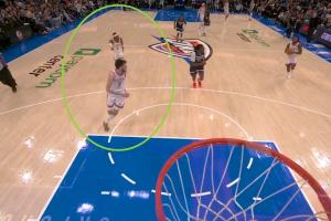 连续20+不在乎了！快攻3打1机会 亚历山大指挥队友传给切特！