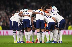 热刺球迷组织推迟抗议活动，专注于在保级大战中支持球队