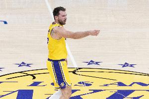 东契奇第三节25次砍下35+领跑联盟 超科比&韦斯特升至湖人队史第8