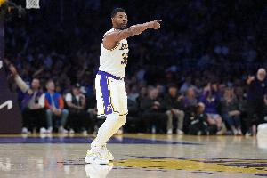 斯玛特：面对出色的对手我们坚持了下来 始终相互信任、相互帮助