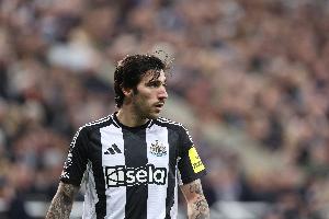 身价8000万！英媒:纽卡对托纳利转会传闻恼火 担心重蹈伊萨克覆辙