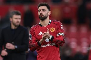 阿邦拉霍：B费的实力配得上更多荣誉，他应离开曼联