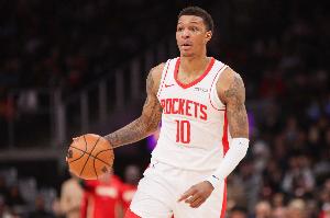 稳当多了！小贾巴里近25场场均16.2分6.7板1.1帽 三分命中率39%