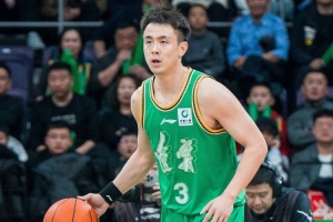 乌戈：不希望只靠一两个球员主宰比赛 继伟三分球13中6非常优秀