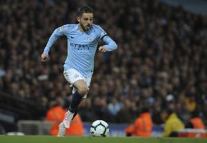 仅出战20分钟，B席成曼城欧冠赛场最快吃到红牌的球员