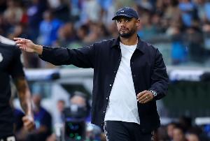 孔帕尼：我肯定会和纳格尔斯曼通个电话，聊聊聊穆西亚拉征召的事