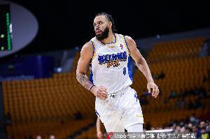 媒体人：皮特森杀神模式无人能挡 北京阵容看似奢华但把握性不高