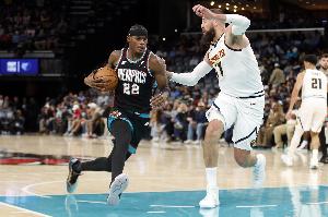 进攻拉但防守顶！亨德里克斯送生涯新高6断&另有3帽 但三分10中1