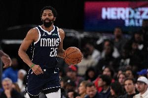 本赛季曾在欧洲打球！媒体人：有CBA北区球队询价丁威迪