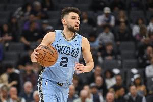 取胜功臣！泰·杰罗姆15中8得21分9板9助 轰中5记三分