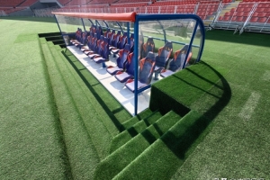 辽媒：辽宁铁人主场二次改造完工，替补席下沉让观众席观感更好