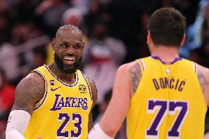 詹姆斯谈东契奇60分：一切都是顺其自然 他完全没有刻意争取