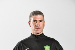 蒙哥马利回应误判：过去的事情不能改变，我们永远尊重裁判的决定