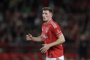 8000万欧元！法尔克：安德森对拜仁来说太贵了，而且中场并不缺人