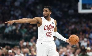 骑士明天VS鹈鹕 米切尔、泰森出战存疑 阿伦连续第八场缺阵