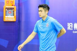 陈晋一：我希望今年能和去年一样甚至更好，帮助申花尽快回复正常