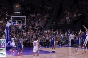 一气呵成！贝利弧顶撤步压哨三分球命中 球进灯亮