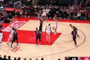 时间刚刚好！杜兰特强攻被帽 谢泼德二次进攻抛投压哨命中