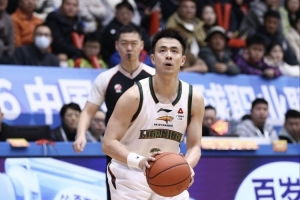 沈阳日报：今晚迎战同曦男篮 辽宁男篮不容有失