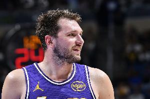 一定要忍住卢卡15个技犯只被罚了4万5 第16个要被罚27万！