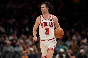 关键三分救赎自己！吉迪14中4&三分8中3拿到15分7板13助2断