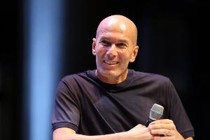 罗滕：法国足协应确定官宣齐达内执教的时间，而不是说法变来变去