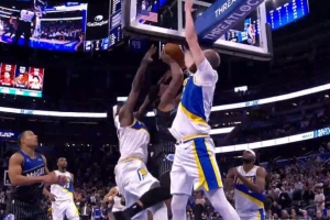 关山难越！班凯罗强攻篮下绝平遭封盖 魔术2分惜败