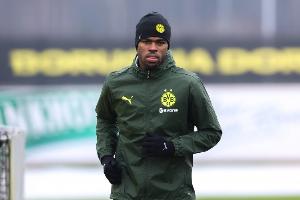 德天空：丘库埃梅卡职业生涯至今从未踢满过一场比赛