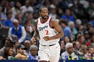 伦纳德：最佳阵容是很棒的荣誉 联盟里的每个人都在为此付出努力