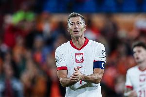 莱万：唯一重要的是世界杯资格，比赛风格眼下可以暂时放在一边