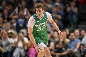 【菜鸟】弗拉格17中9砍24分4断 莱利22分5板5助2断 贝利15分7板