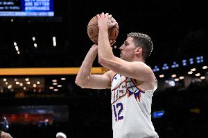 吉莱斯皮有望破太阳单赛季3分球纪录！布克：埋头苦练的结果