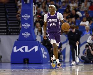 外线哑火！普洛登8投仅1中拿到2分 三分7中0