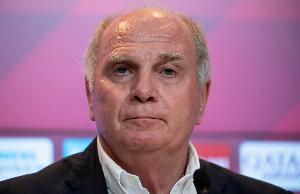 赫内斯：我会尽力说服诺伊尔再续一年 纳帅不该太过依赖媒体