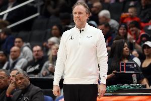 上任后率队43胜160负！奇才GM：下赛季主帅基夫还会留队