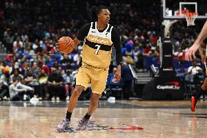 特雷·杨+浓眉！卡林顿：希望快进到下赛季 我们知道自己有多棒