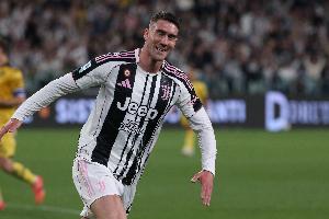 莫雷托：弗拉霍维奇与尤文的续约陷入停滞，双方计划5月重启谈判