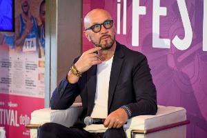 曾加：国米想要改变阵型很困难，我希望有意大利门将接班索默