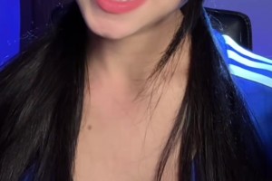 切尔西新疆女球迷：加纳乔简直是战神附体，接下来仍需努力