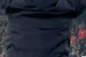 英超官推：穆里略压哨门线解围击碎曼城冠军梦