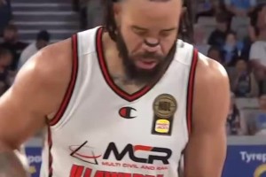 期待CBA表现麦基之前在海外联赛飞天遁地！无所不能！