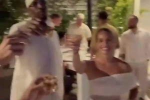 83分和73分险胜！阿德巴约和东契奇此前一起聚会状态放松