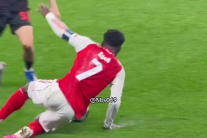 不懂就问！高薪续约后的萨卡到底怎么了？