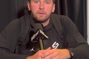 拉马尔真的在北美街球圈降维打击，这技术和投篮能力让人叹为观止