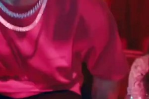 现场球迷喊话梅西：你是因凡蒂诺的男朋友，他把世界杯送给你了！