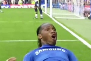 这就是魔兽！德罗巴一人搅翻整条防线破门！