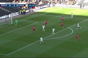 韩国0-4惨败！科特迪瓦反击破门，韩国解说崩溃惨叫:啊啊啊啊啊！